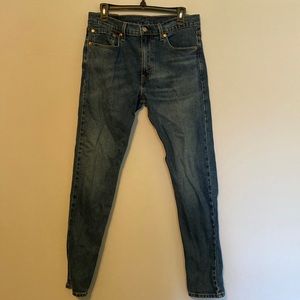 Levi jeans